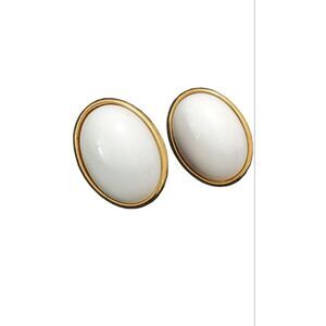 Trifari Vintage‎ Gold Tone Large White Stone Pierced Earrings